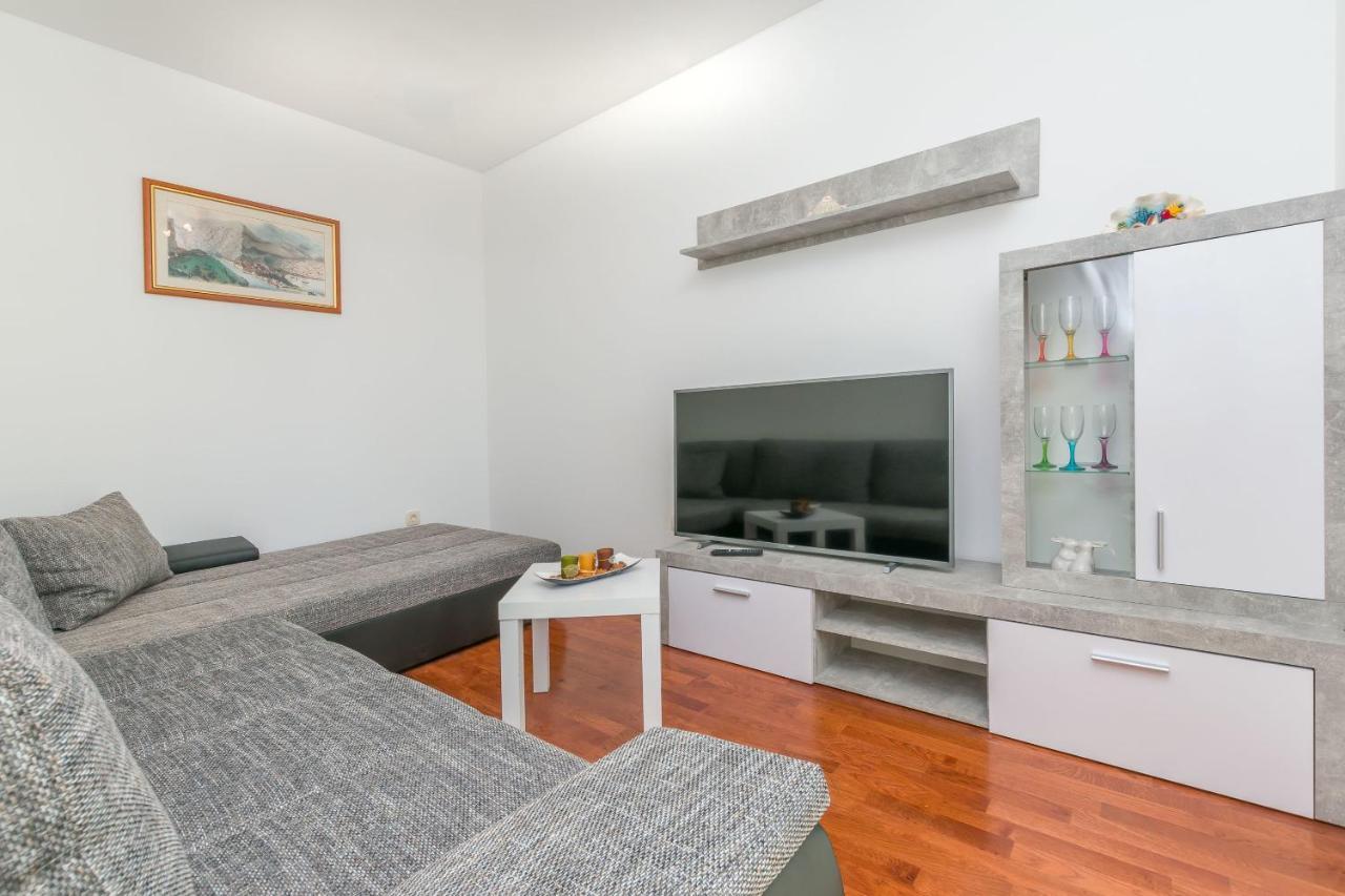 Apartment Ivano Dugi Rat Buitenkant foto